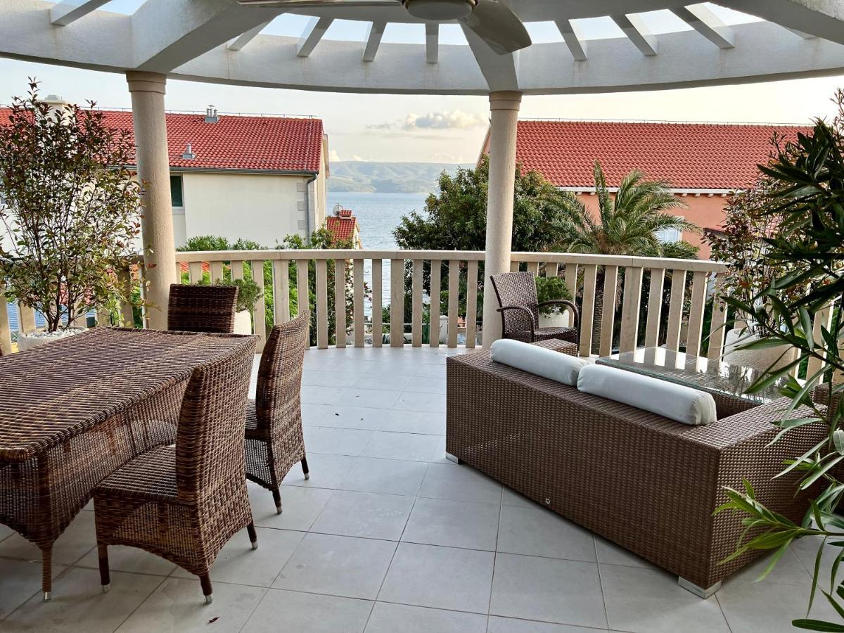 Villa Romana II Omiš Exteriör bild
